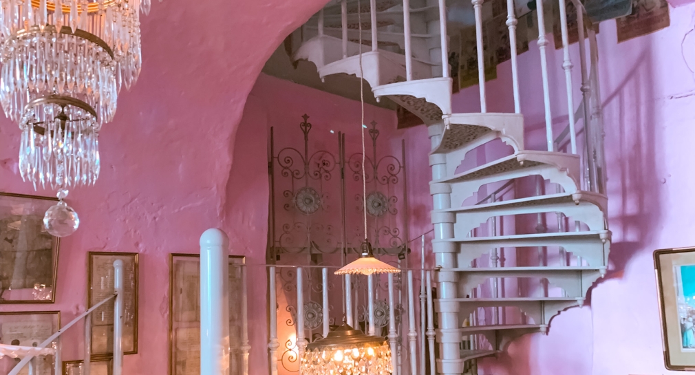 Photo of a pink cafe in Krakow.